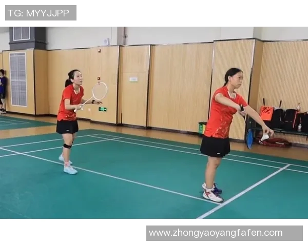 西安网球队与杭州网球队技术对比分析赛后复盘探讨